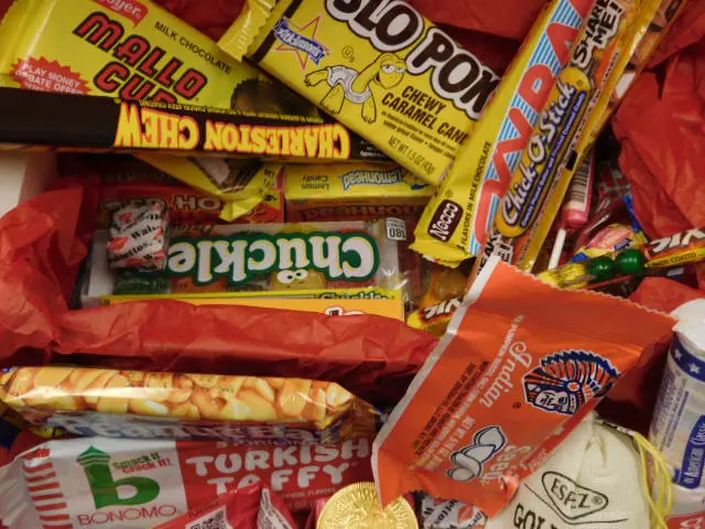 Down Memory Lane - Nostalgic Box