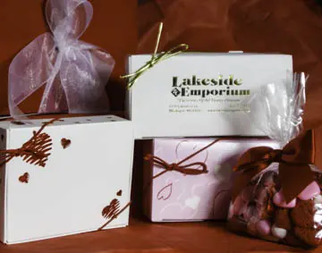 Lakeside Emporium Regular Gift Box