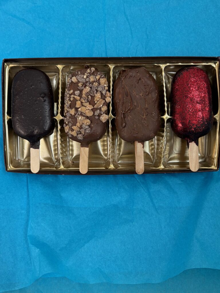 Delicious 4 pack of Fudge Pops